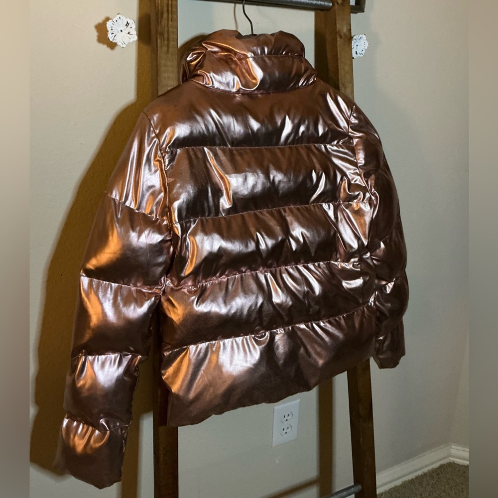 🍀Buddy Love Rose Gold Puffer Size M - Picture 9 of 12